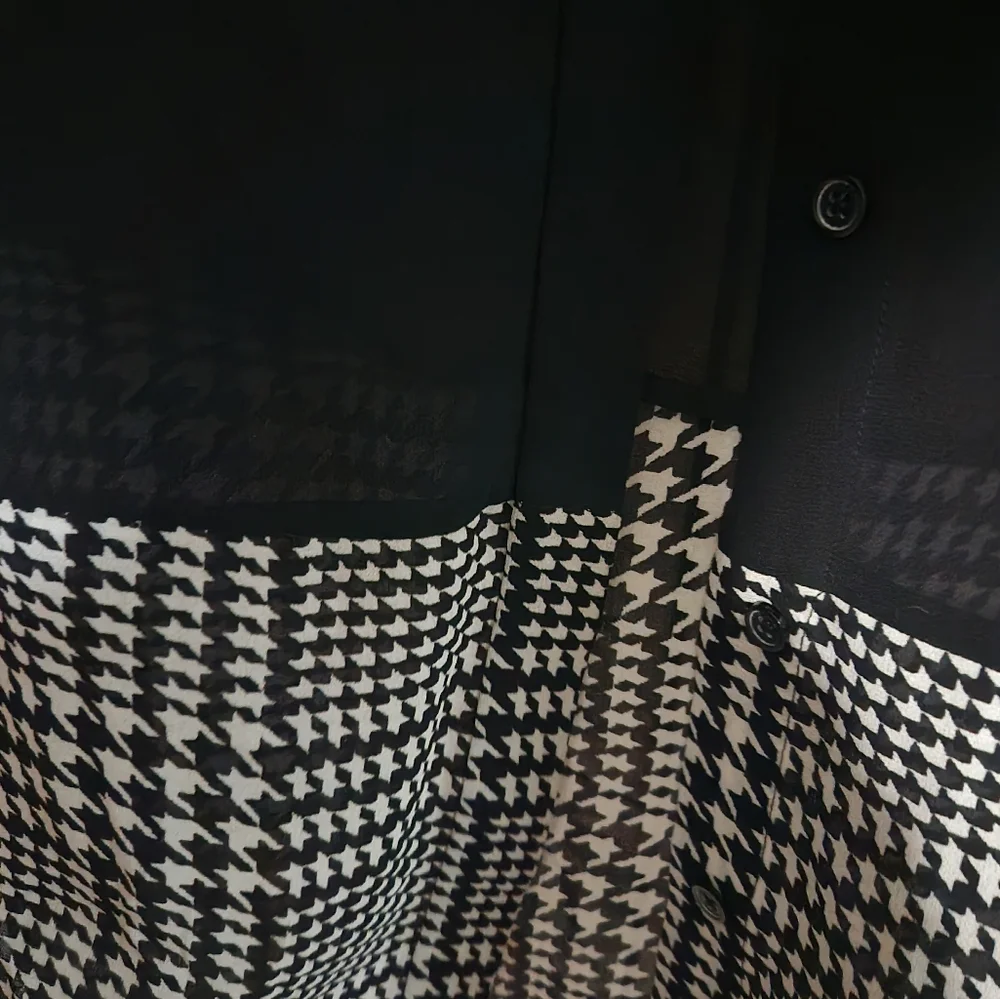 Michael Kors Black and White Button-Up Shirt - Picture 7 of 10